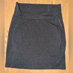 Charlotte Russe Dark Gray Pencil Skirt Elastic material Never worn